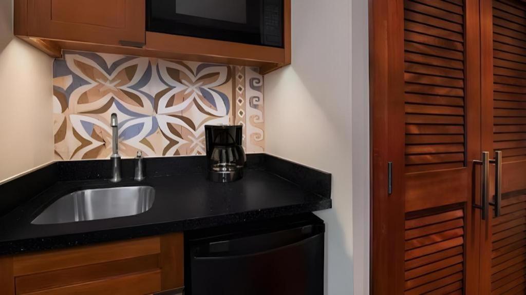 Resort Disney's Polynesian Village 4*