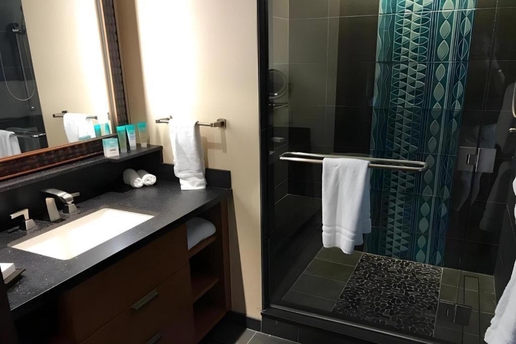 Disney's Polynesian Village Resort 4*